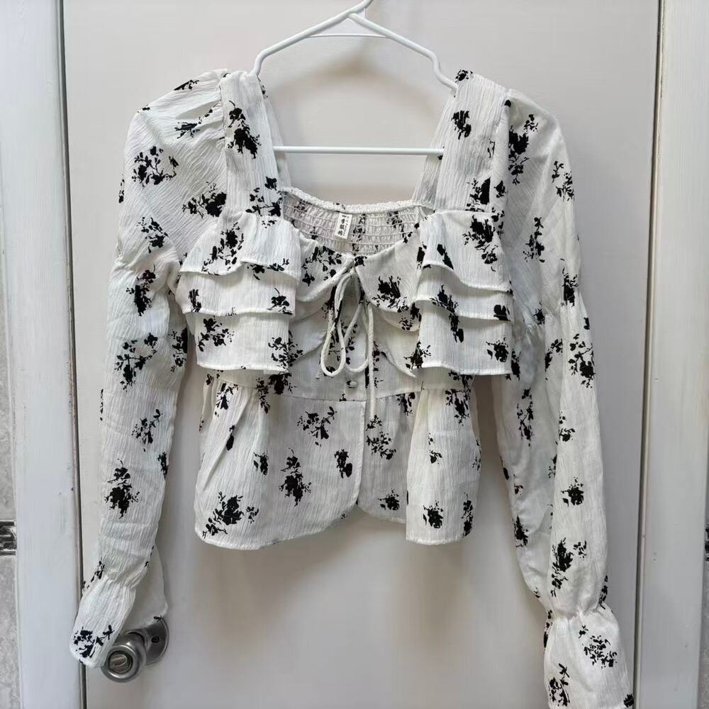 Women White Black Floral Smocked Crop Top Square Neck Peplum Long Sleeve XS